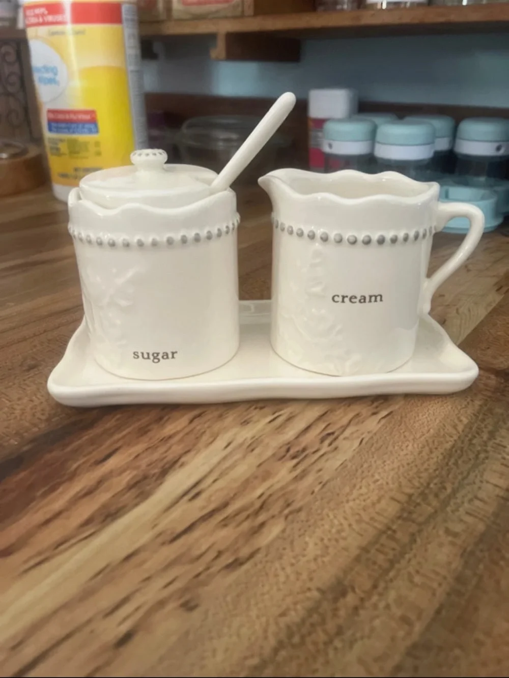 Ceramic Sugar and Creamer Set in White with Tray - Classic Tabletop Serving